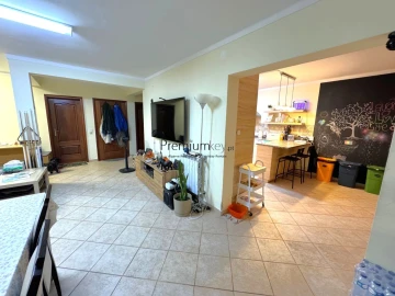 Moradia T5 para Venda em Albufeira e Olhos de Água