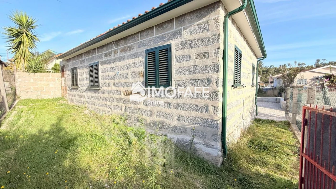 Moradia T2 para Venda em Regadas Foto 15