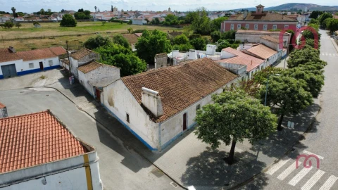 Moradia T6 para Venda em Cano