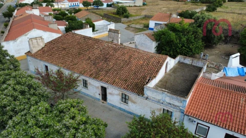 Moradia T6 para Venda em Cano
