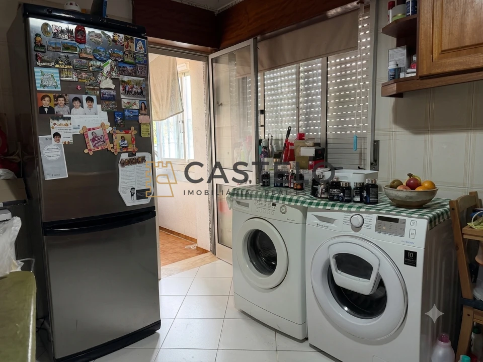Apartamento T3 para Venda em Faro (Sé e São Pedro) Foto 4