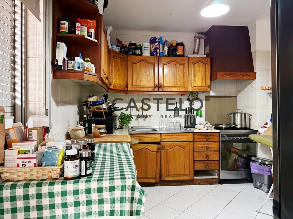 Apartamento T3 para Venda em Faro (Sé e São Pedro) Foto 3