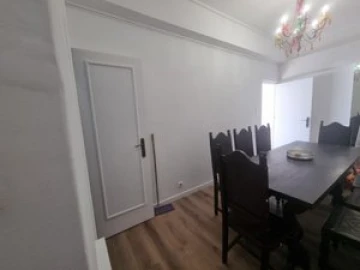 Apartamento T1 para Venda em Benfica