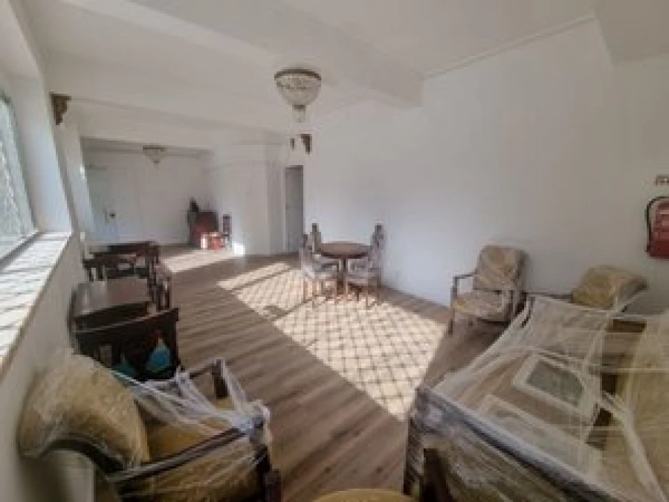 Apartamento T1 para Venda em Benfica Foto 18