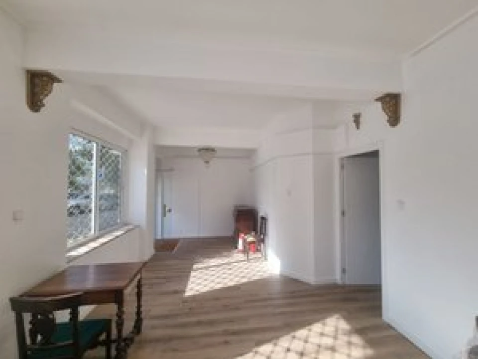 Apartamento T1 para Venda em Benfica Foto 9
