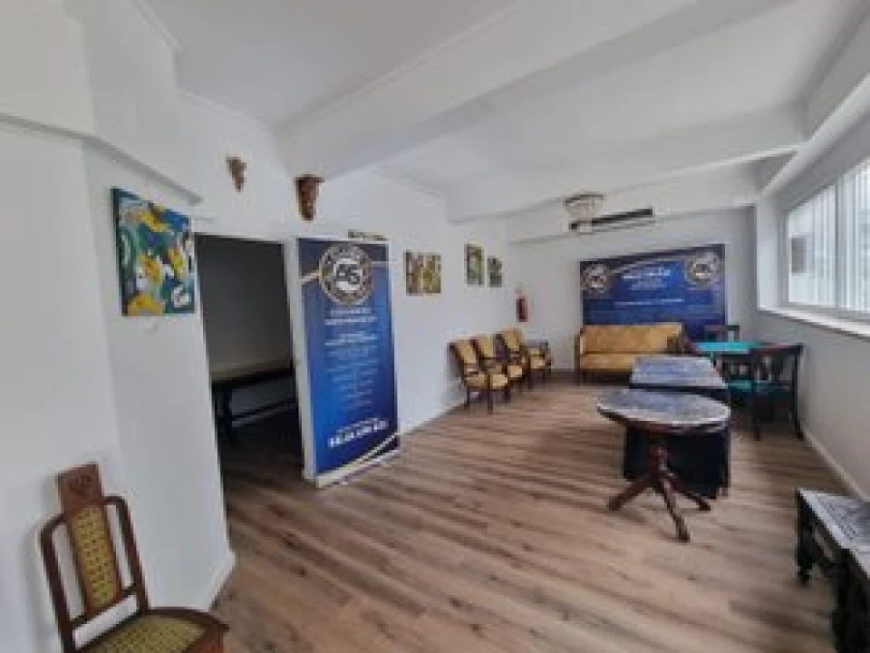 Apartamento T1 para Venda em Benfica Foto 1