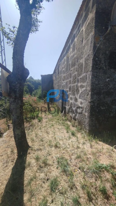 Moradia T1 para Venda em Felgueiras e Feirão