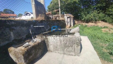 Moradia T1 para Venda em Felgueiras e Feirão