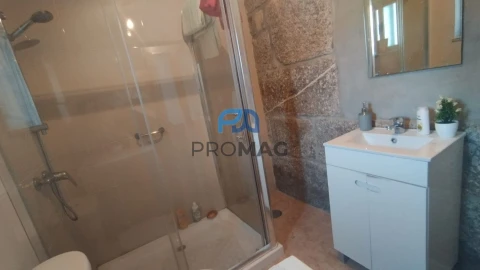 Moradia T1 para Venda em Felgueiras e Feirão