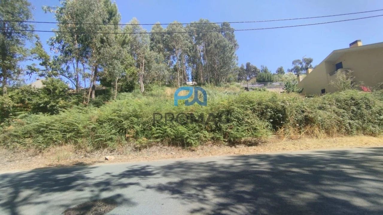 Terreno para Venda em Pedroso e Seixezelo Foto 2