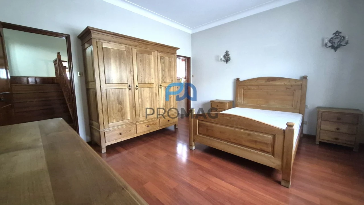 Moradia T6 para Venda em Resende Foto 41