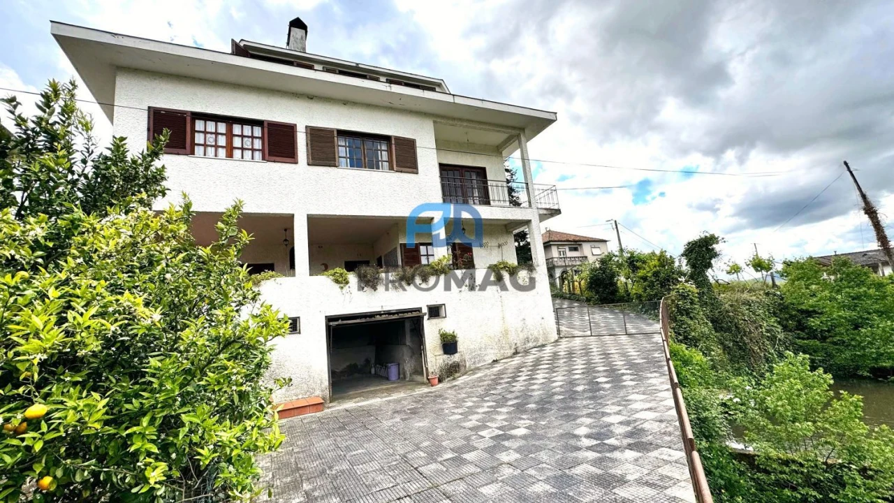 Moradia T6 para Venda em Resende Foto 7