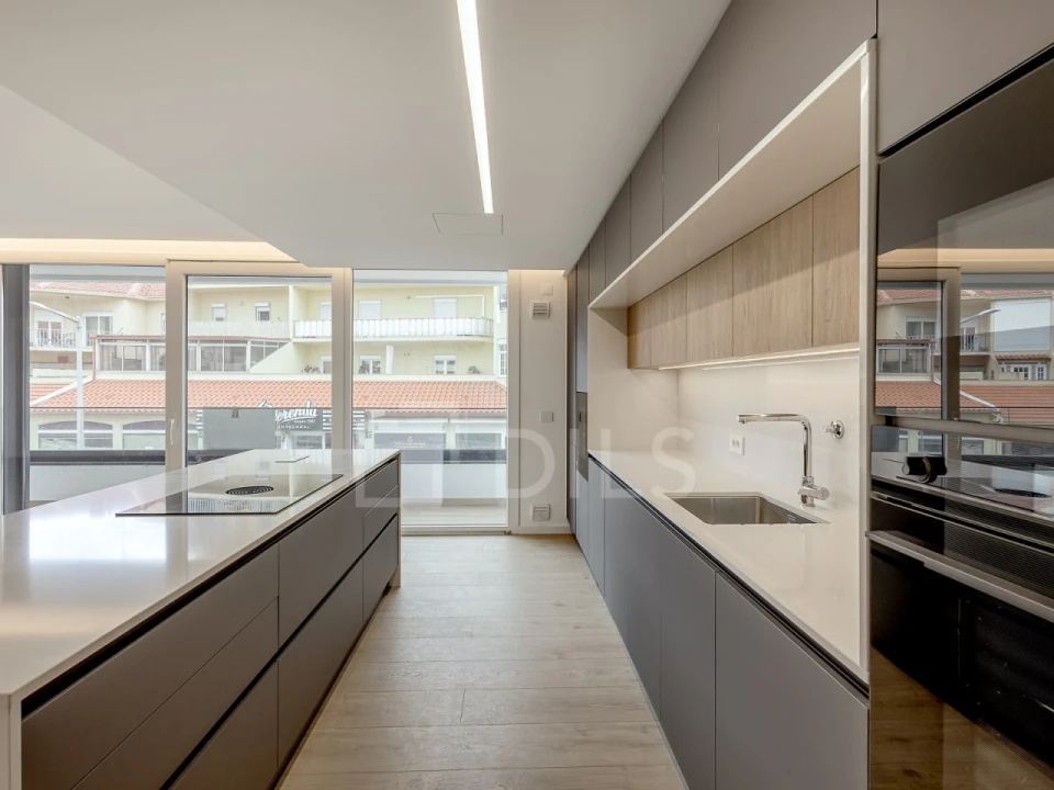 Apartamento T3 para Venda em Carcavelos e Parede Foto 2