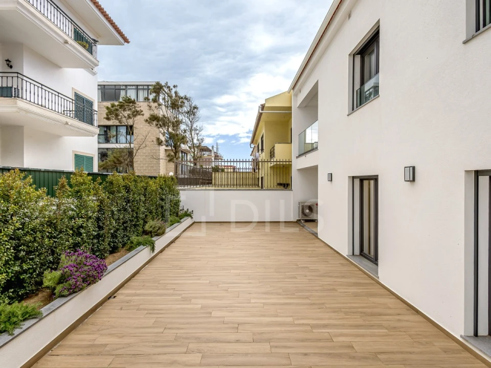 Apartamento T3 para Venda em Carcavelos e Parede Foto 5