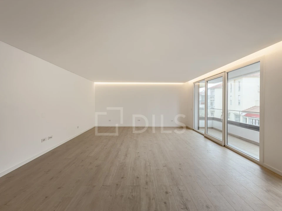 Apartamento T3 para Venda em Carcavelos e Parede Foto 9
