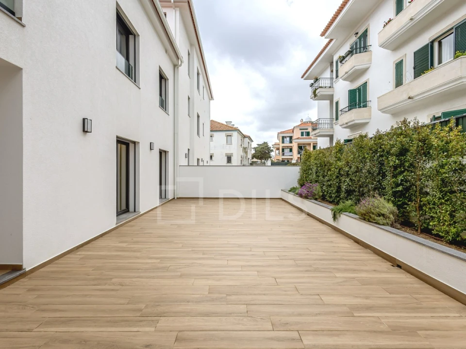 Apartamento T3 para Venda em Carcavelos e Parede Foto 27