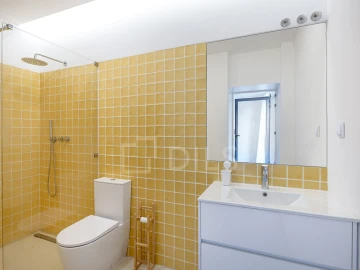 Quinta T9 para Venda em Azeitão (São Lourenço e São Simão)