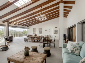 Quinta T9 para Venda em Azeitão (São Lourenço e São Simão)