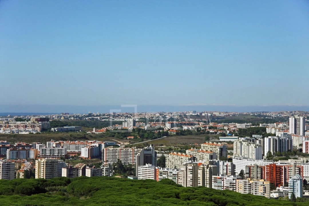 Apartamento T2 para Venda em Algés, Linda-A-Velha e Cruz Quebrada-Dafundo Foto 12