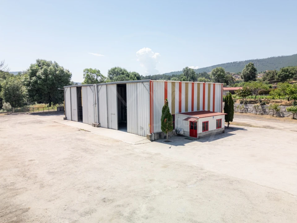 Armazém para Venda em Bragado Foto 1