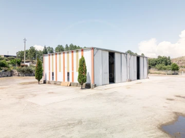 Armazém para Venda em Bragado