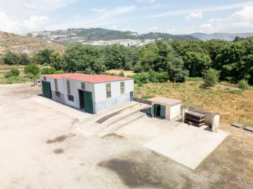 Armazém para Venda em Bragado