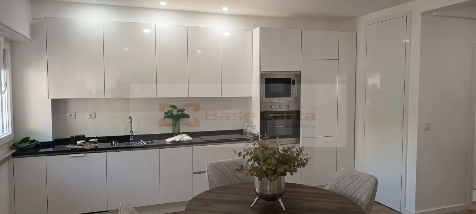 Apartamento T3 para Venda em Benfica Foto 3