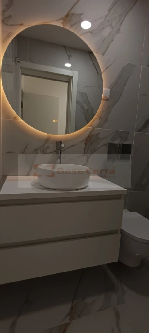 Apartamento T3 para Venda em Benfica