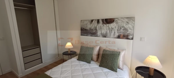 Apartamento T3 para Venda em Benfica