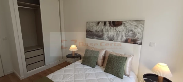 Apartamento T3 para Venda em Benfica