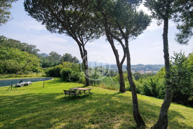 Quinta T5 para Venda em Santa Maria e São Miguel, São Martinho, São Pedro Penaferrim Foto 7