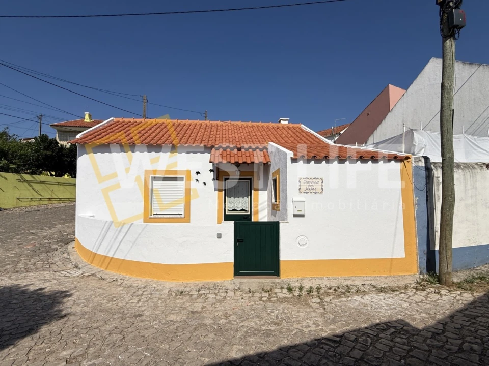Moradia T2 para Venda em Enxara do Bispo, Gradil e Vila Franca do Rosário Foto 1