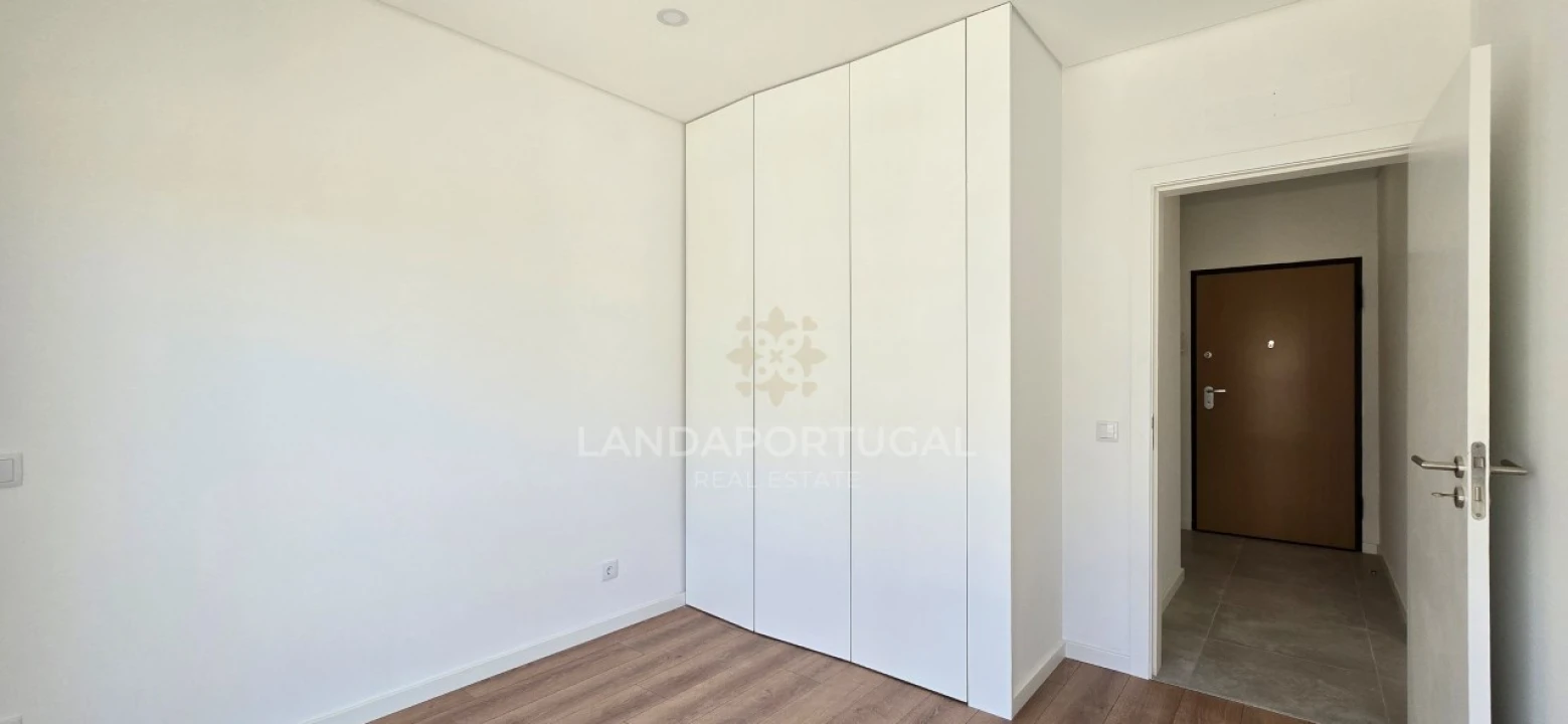 Apartamento T2 para Venda em Conceição e Cabanas de Tavira Foto 10