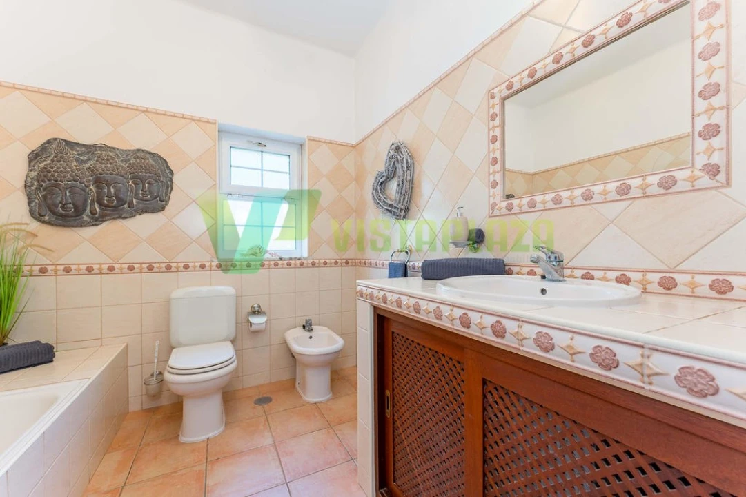 Moradia T6 para Venda em Lagoa e Carvoeiro Foto 47