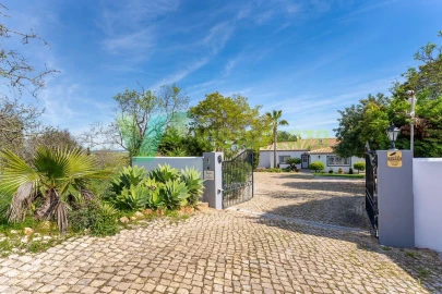 Moradia T6 para Venda em Lagoa e Carvoeiro