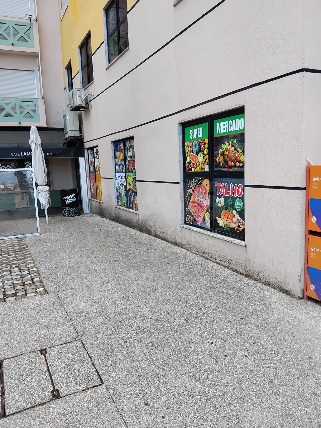 Loja para Venda em Rio de Mouro Foto 2