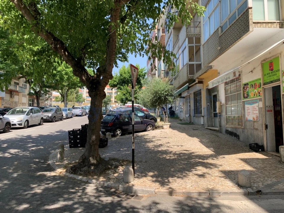 Prédio para Venda em Almada, Cova da Piedade, Pragal e Cacilhas Foto 11