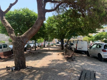 Prédio para Venda em Almada, Cova da Piedade, Pragal e Cacilhas