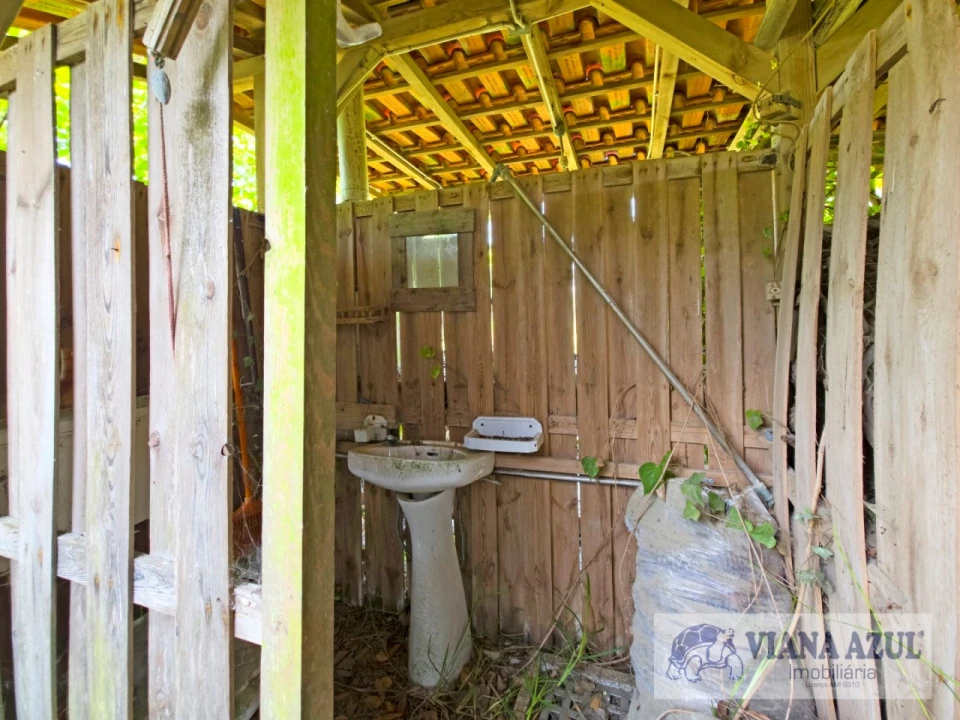 Moradia T4 para Venda em Chafe Foto 28