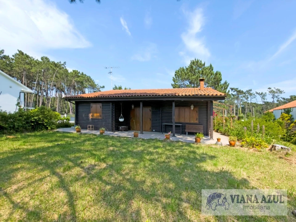 Moradia T4 para Venda em Chafe Foto 3