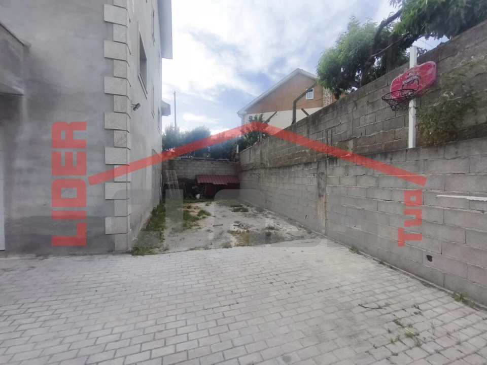 Moradia T4 para Venda em Mirandela Foto 31