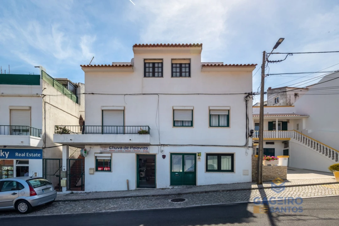 Moradia T5 para Venda em São Martinho do Porto Foto 2