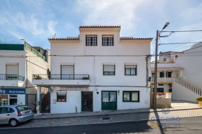 Moradia T5 para Venda em São Martinho do Porto