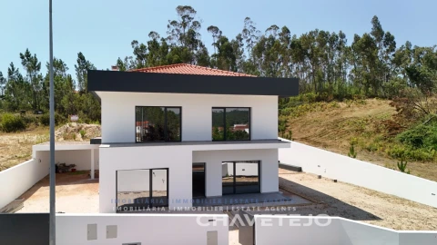 Moradia T4 para Venda em Ansião
