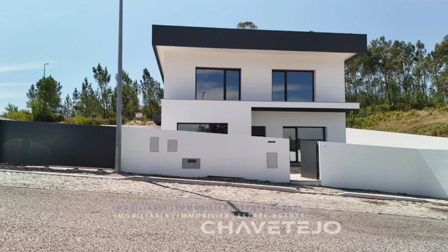 Moradia T4 para Venda em Ansião