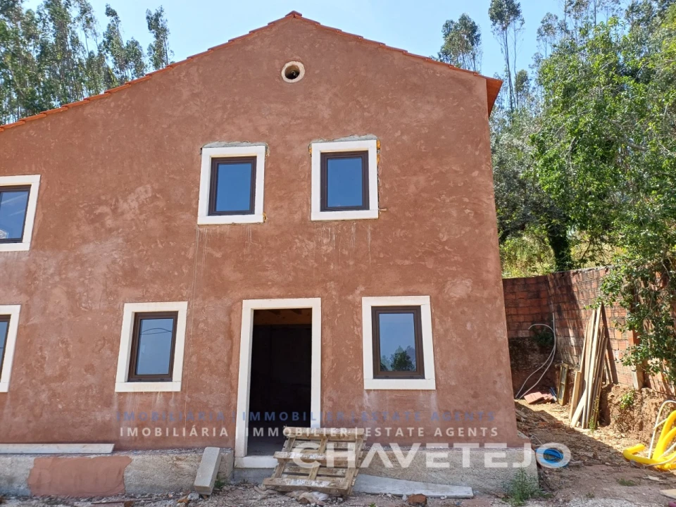 Moradia T3 para Venda em Alvaiázere Foto 6