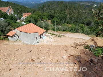 Moradia T3 para Venda em Alvaiázere