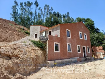 Moradia T3 para Venda em Alvaiázere
