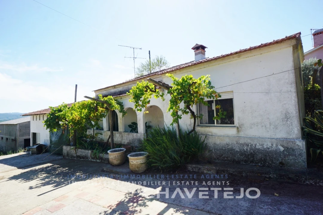 Quinta T2 para Venda em São João Baptista e Santa Maria dos Olivais Foto 5
