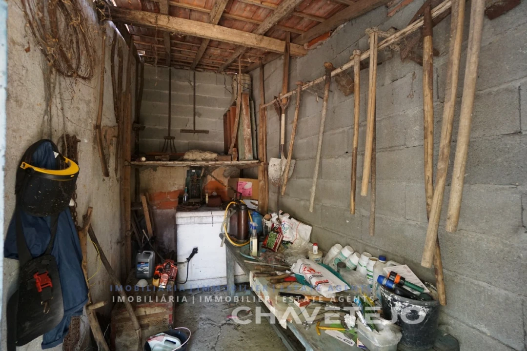 Quinta T2 para Venda em São João Baptista e Santa Maria dos Olivais Foto 23